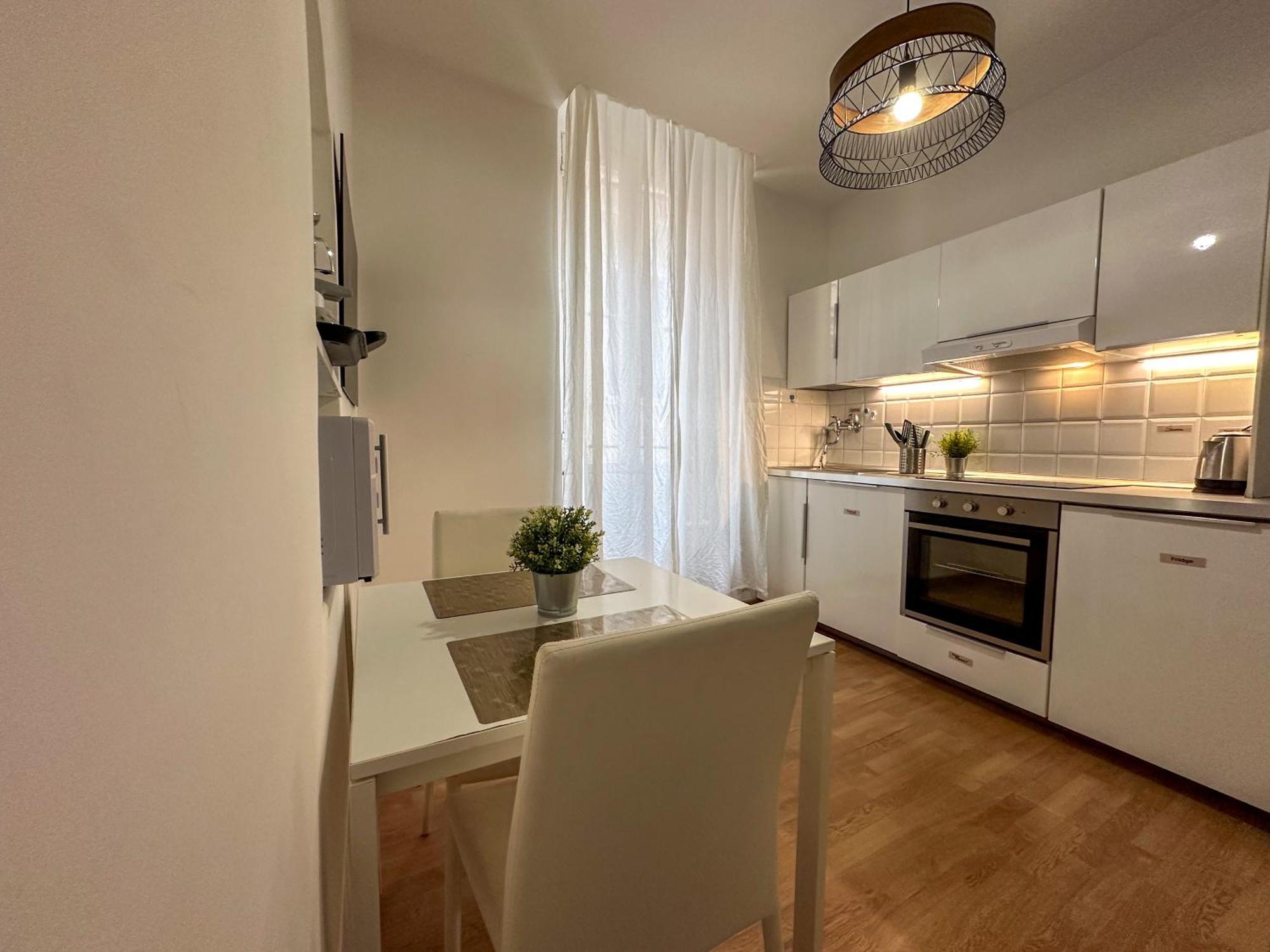 By The Colosseum - White Chic Flats Apartamento Roma