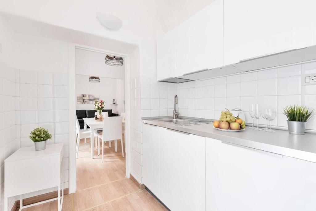 Apartamento By The Colosseum - White Chic Flats